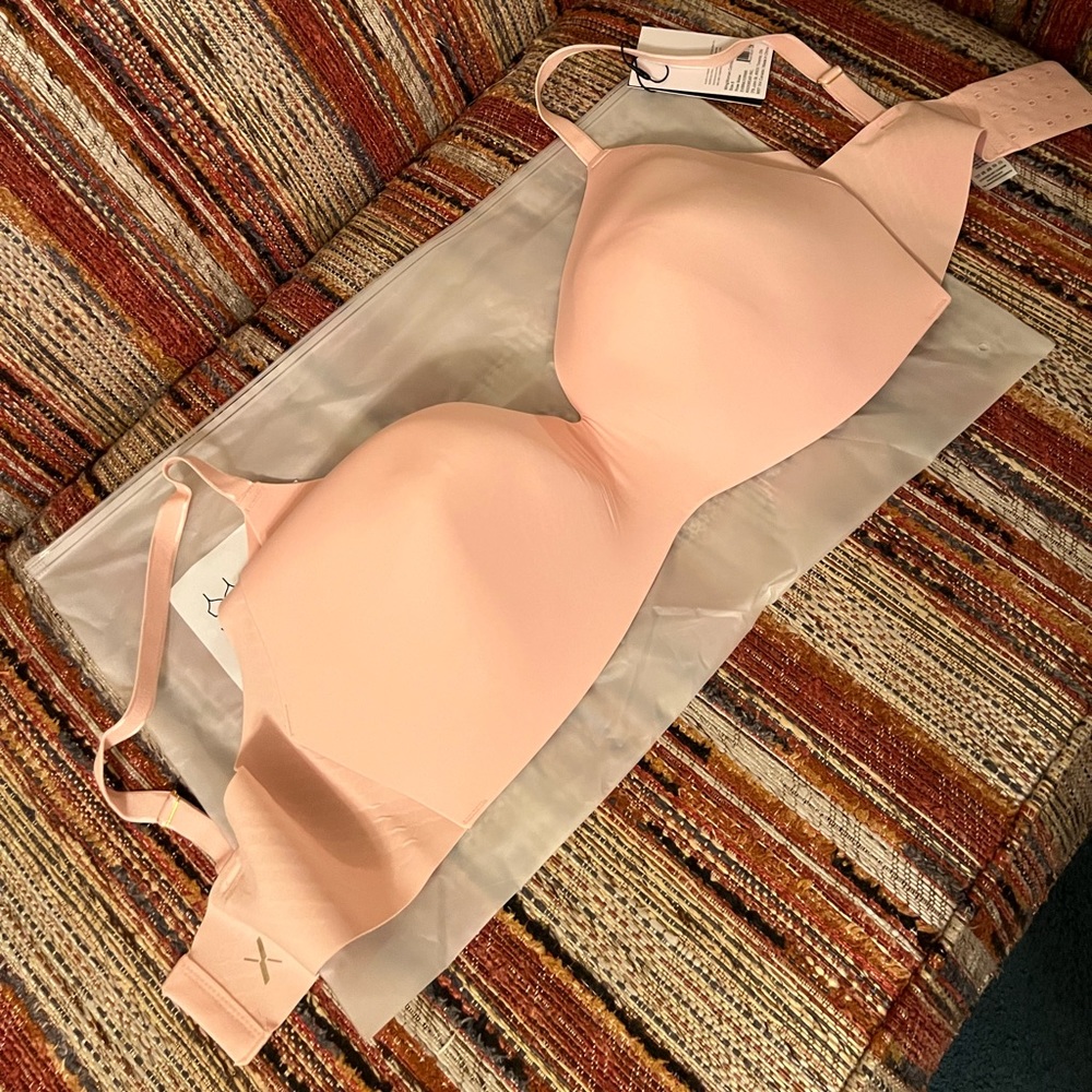 Knix Women’s Bra